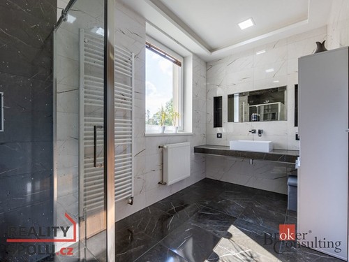 Prodaný dům 220 m², pozemek 1156 m²