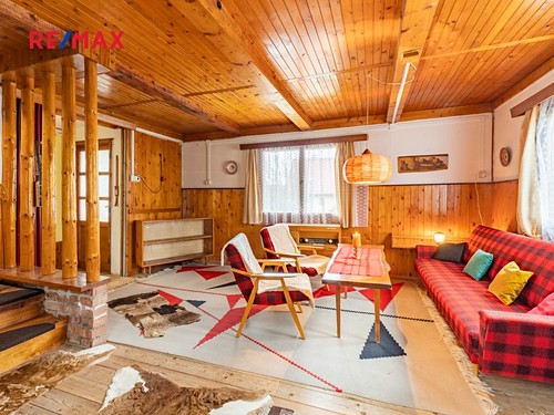 Prodaná chata 100 m², pozemek 497 m²