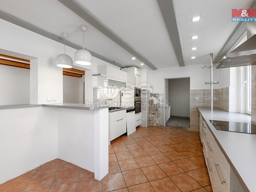 Prodaný dům 270 m², pozemek 585 m²