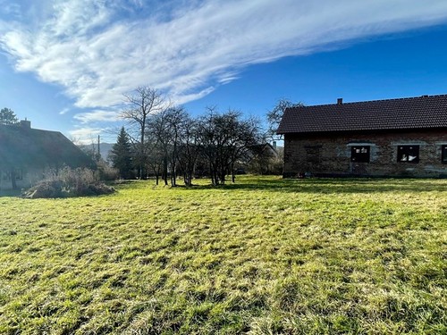 Prodaný dům 100 m², pozemek 3035 m²