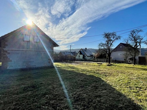 Prodaný dům 100 m², pozemek 3035 m²