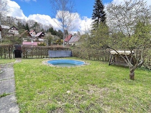 Prodaná chata 45 m², pozemek 342 m²