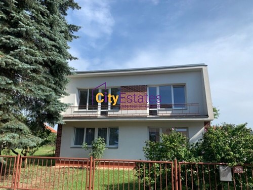 Prodaný dům 270 m², pozemek 970 m²