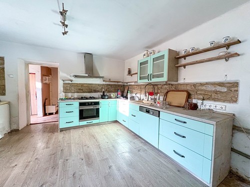 Prodaný dům 400 m², pozemek 920 m²