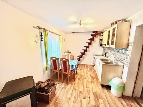 Prodaná chata 50 m², pozemek 406 m²