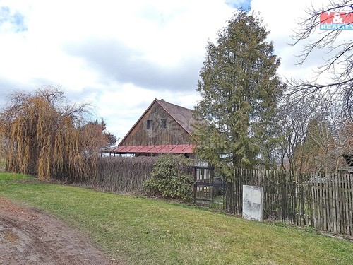 Prodaná chata 40 m², pozemek 580 m²