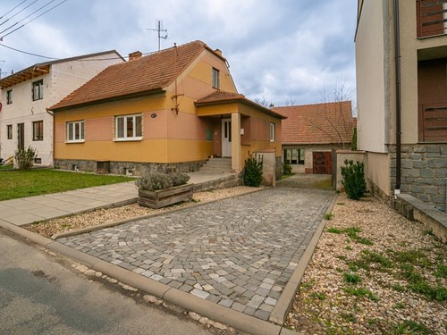 Prodaný dům 130 m², pozemek 2155 m²