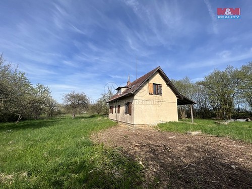 Prodaná chata 120 m², pozemek 6375 m²