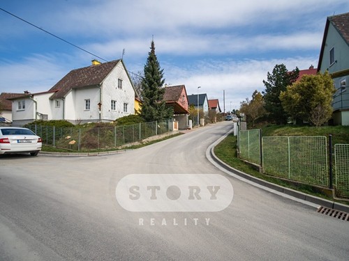 Prodaný dům 100 m², pozemek 664 m²