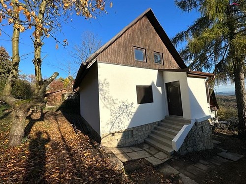 Prodaná chata 110 m², pozemek 433 m²