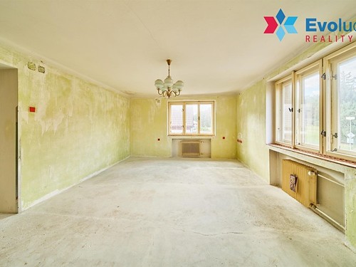 Prodaný dům 223 m², pozemek 976 m²