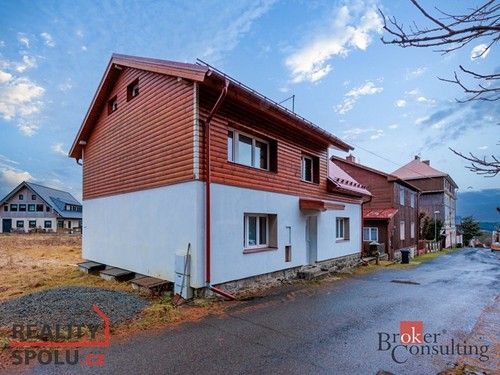 Prodaný dům 180 m², pozemek 800 m²