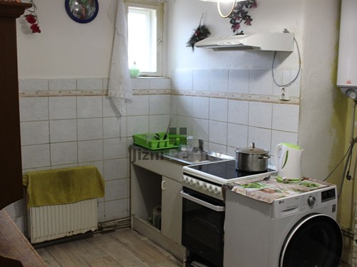 Prodaný dům 710 m², pozemek 1374 m²