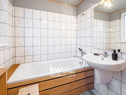 Prodaný dům 246 m², pozemek 732 m²