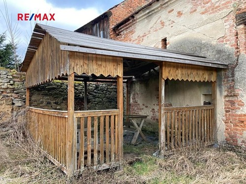Prodaný dům 300 m², pozemek 1872 m²