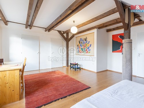 Prodaný dům 200 m², pozemek 5937 m²