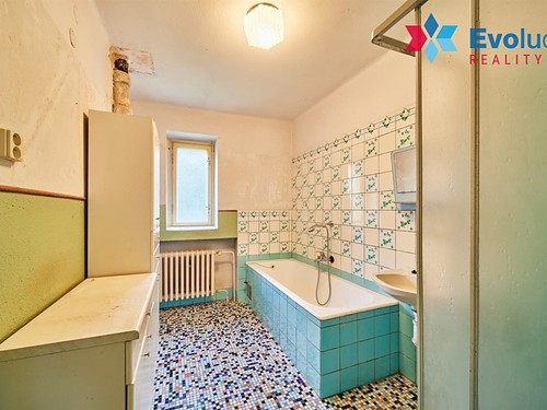 Prodaný dům 223 m², pozemek 976 m²