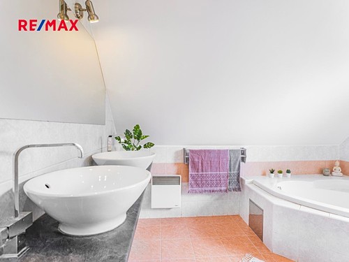 Prodaný dům 284 m², pozemek 721 m²