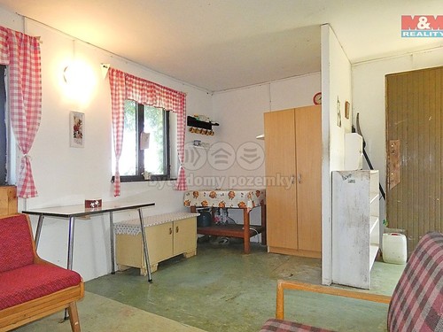 Prodaná chata 40 m², pozemek 580 m²