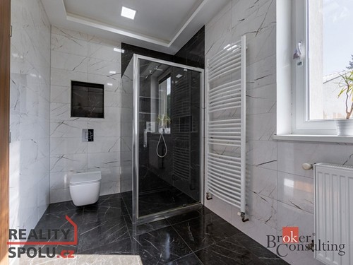 Prodaný dům 220 m², pozemek 1156 m²
