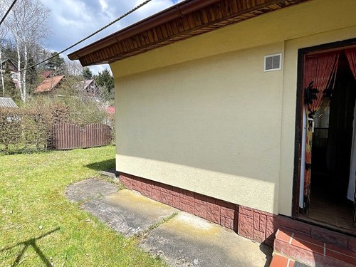 Prodaná chata 45 m², pozemek 342 m²