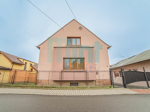 Prodaný dům 140 m², pozemek 1615 m²