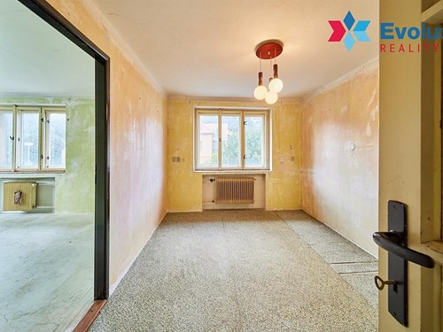 Prodaný dům 223 m², pozemek 976 m²