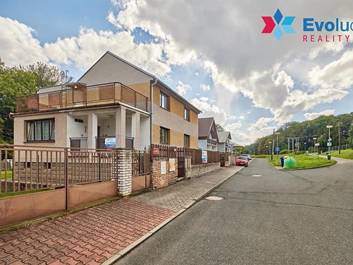 Prodaný dům 223 m², pozemek 976 m²
