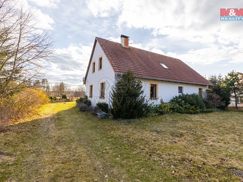 Prodaný dům 200 m², pozemek 5937 m²