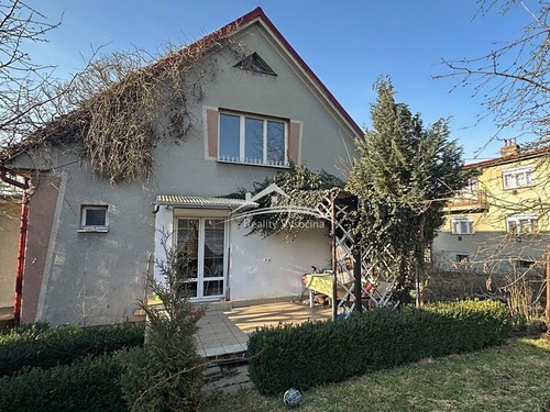 Prodaný dům 200 m², pozemek 652 m²