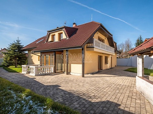 Prodaný dům 375 m², pozemek 750 m²