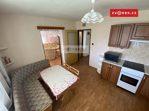 Prodaný dům 300 m², pozemek 928 m²