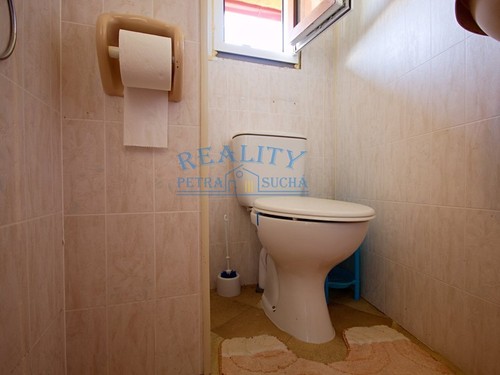 Prodaná chata 45 m², pozemek 588 m²