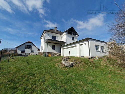 Prodaná vila 146 m², pozemek 975 m²