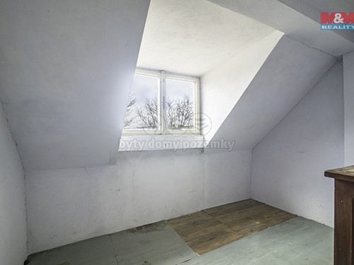 Prodaná chata 120 m², pozemek 6375 m²