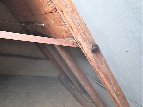 Prodaný dům 300 m², pozemek 877 m²