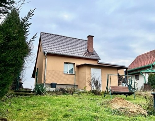 Prodaná chata 50 m², pozemek 406 m²