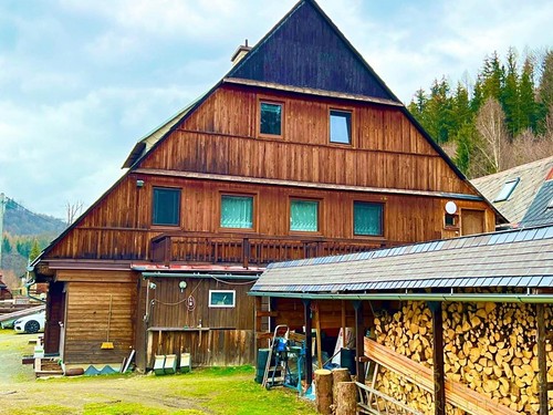Prodaný dům 302 m², pozemek 1485 m²