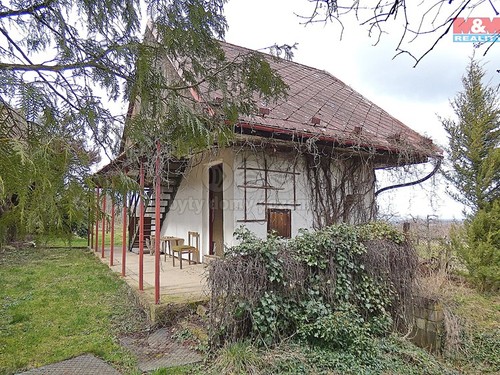 Prodaná chata 40 m², pozemek 580 m²