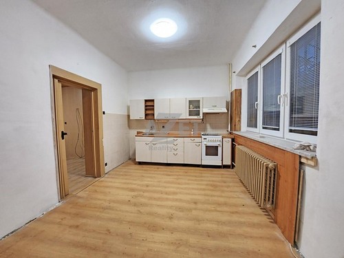 Prodaný dům 150 m², pozemek 7321 m²