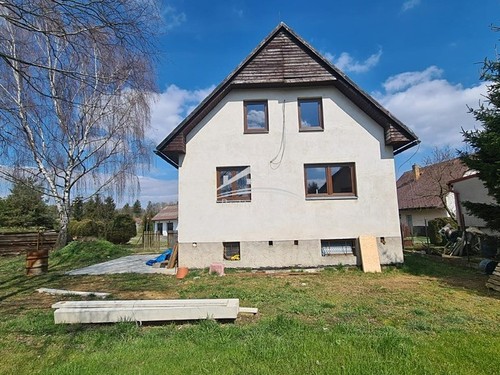Prodaná chata 70 m², pozemek 468 m²