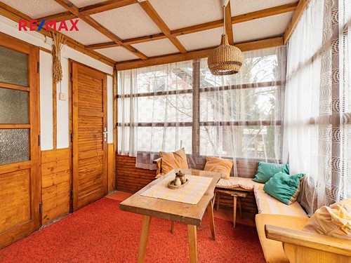 Prodaná chata 100 m², pozemek 497 m²