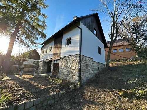 Prodaná chata 110 m², pozemek 433 m²
