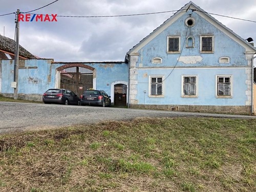 Prodaný dům 300 m², pozemek 1872 m²