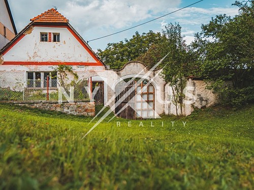 Prodaná zemědělská usedlost 300 m², pozemek 1103 m²