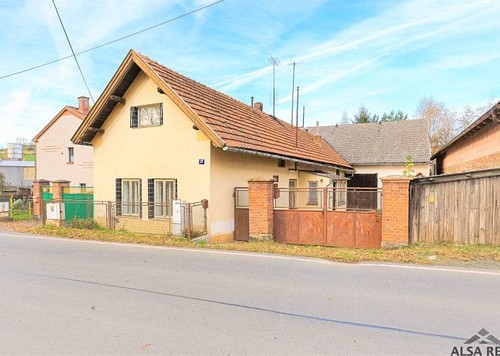 Prodaný dům 100 m², pozemek 803 m²