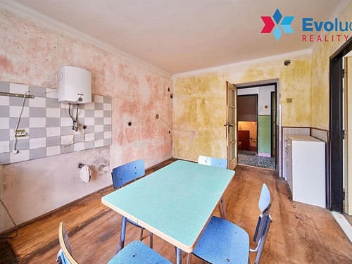 Prodaný dům 223 m², pozemek 976 m²