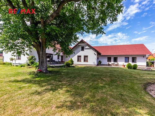 Prodaný dům 225 m², pozemek 992 m²