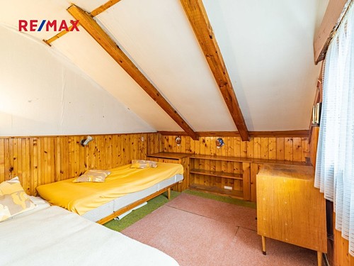 Prodaná chata 100 m², pozemek 497 m²