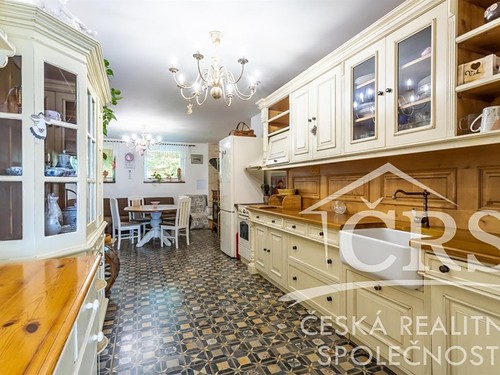 Prodaný dům 334 m², pozemek 893 m²